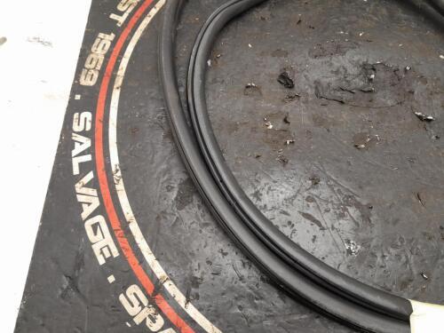 Bmw 1 Series 2017 F20 Osr Drivers Rear Right Door Rubber / Seal