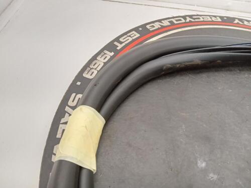 Volvo V40 2015 Mk3 Nsf Passengers Front Left Door Rubber / Seal