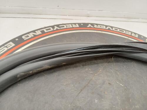 Volvo V40 2015 Mk3 Nsf Passengers Front Left Door Rubber / Seal