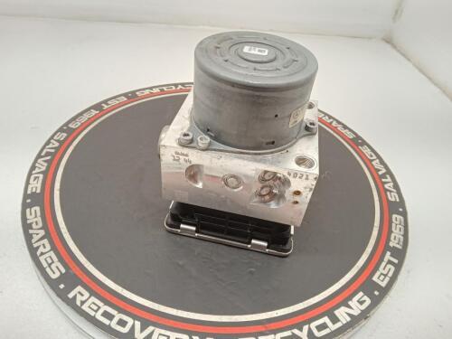 Mercedes C Class ABS Pump and Module 2.1L Diesel 2017  A2534311300