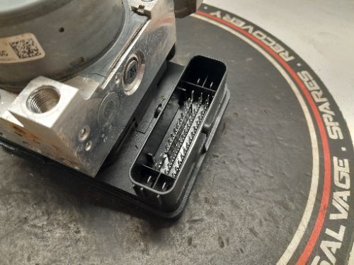 MERCEDES C CLASS ABS W205 ABS PUMP MODULATOR CONTROL UNIT