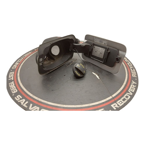 SKODA KAROQ FUEL FLAP MK1 NU SE L TDI FUEL FILLER FLAP 2.0 DIESEL