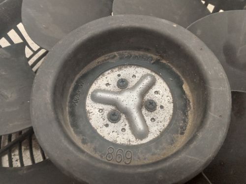 TOYOTA LAND CRUISER RADIATOR FAN D-4D ICON MK3 FL 2.8 DIESEL AUTO