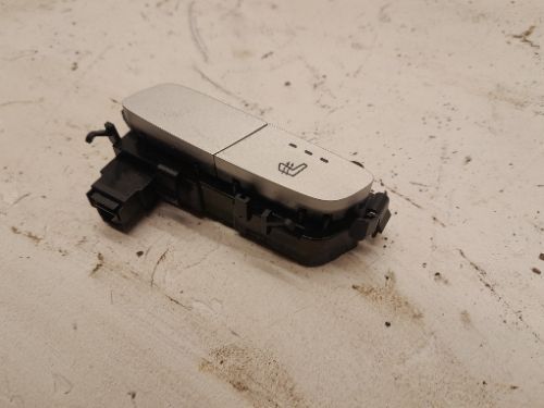 MERCEDES GLC HEATED SEAT SWITCHES W253 4MATIC FRONT RIGHT SIDE
