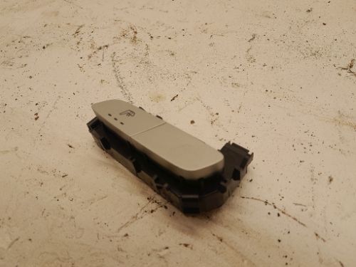 MERCEDES GLC HEATED SEAT SWITCHES W253 4MATIC FRONT RIGHT SIDE