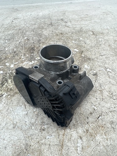 VAUXHALL CORSA THROTTLE BODY MK3 D 4400 SXI A/C 1.2 PETROL 55562270