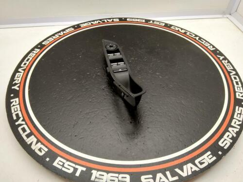 Ford Focus 2016 MK3 OSF Driver Side Front Window Switch