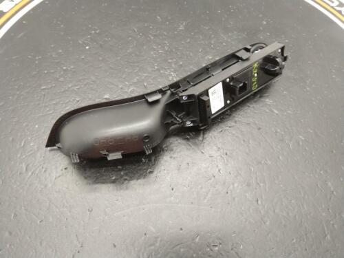 Ford Focus 2016 MK3 OSF Driver Side Front Window Switch