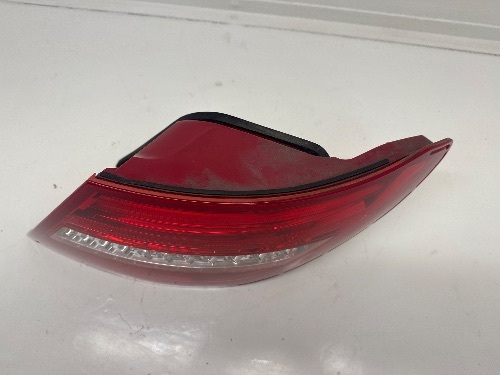 MERCEDES C CLASS LIGHT W204 2011-2014 REAR TAIL LIGHT RIGHT SALOON