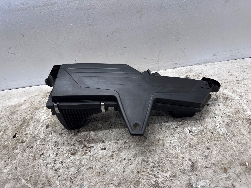 BMW 1 SERIES AIR BOX 116I F20 2011-2015 AIR FILTER BOX 1.6 PETROL