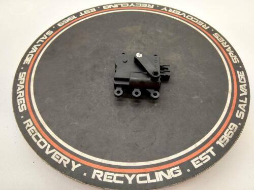 Mazda 3 2018 BM Heater Matrix Control Actuator