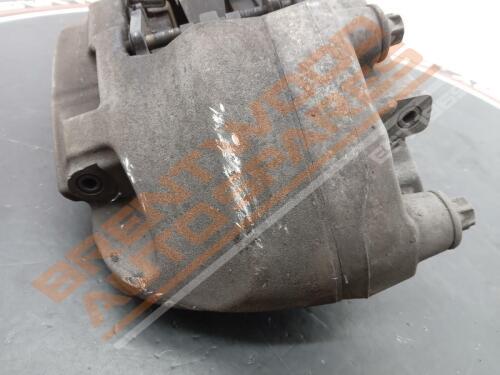 Mercedes C Class 2015 W205 Nsf Passengers Front Left Brake Caliper - 2.1 Diesel