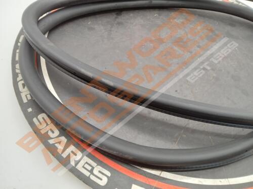 Volkswagen Golf 2006 Mk5 Osr Drivers Rear Right Door Rubber / Seal -