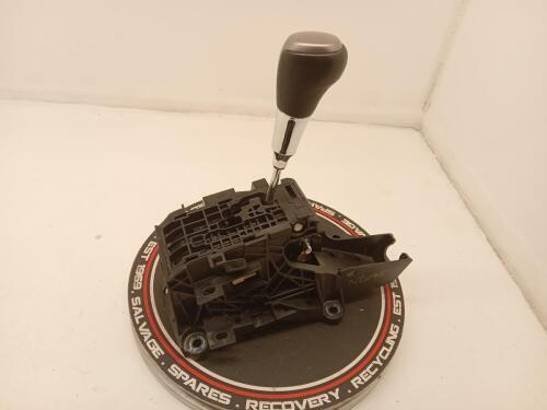 Toyota Rav 4 2016 Mk4 Fl Automatic Gearstick Assembly