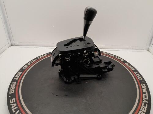 Toyota Yaris 2016 Mk3 Automatic Gearstick Assembly