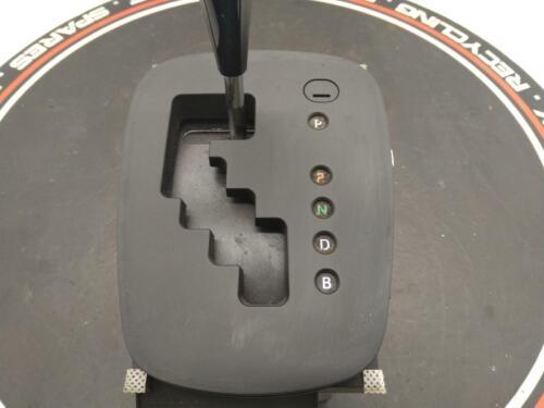 Toyota Yaris 2018 Mk3 Automatic Gearstick Assembly 52160/rh