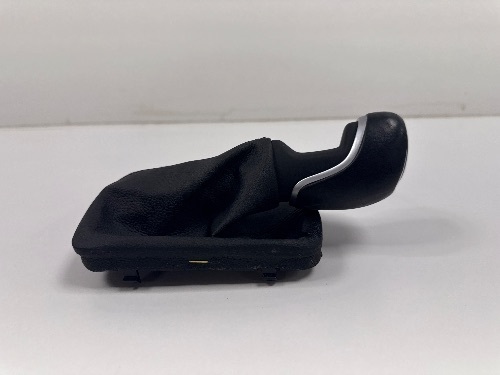 KIA CEED GEAR KNOB MK3 1.6 DIESEL 6 SPEED MANUAL GEAR KNOB AND GAITER